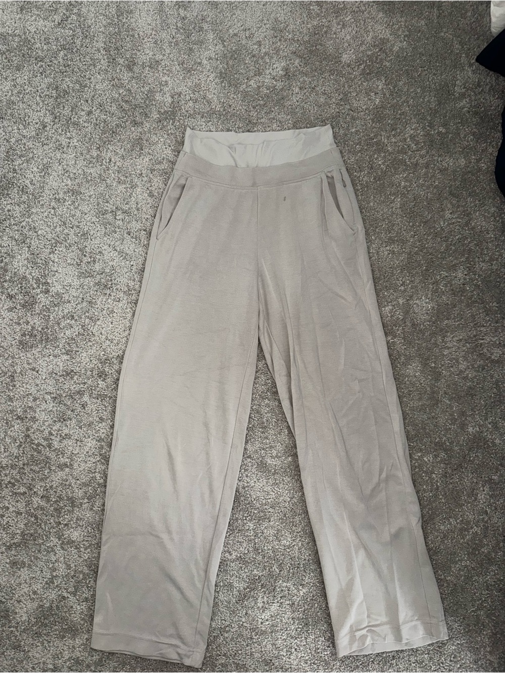 Athleta Seasoft Straight Leg Pant